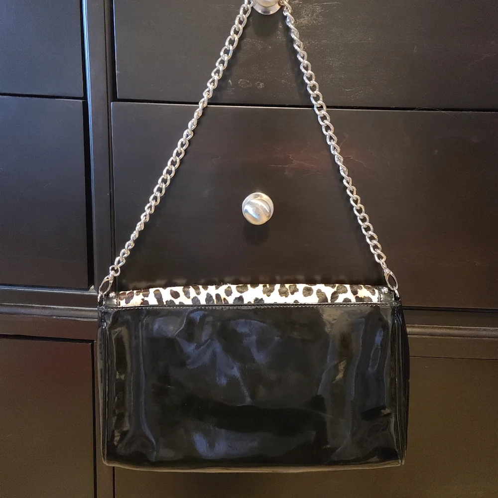 NWOT White House Black Market Haircalf Animal Print Clutch - Picture 3 of 9